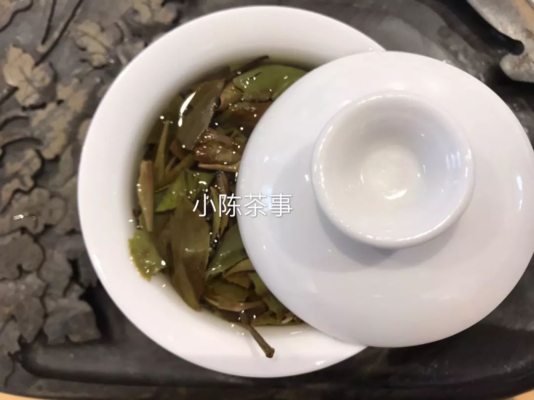 买茶叶怎么确保是新茶 (网上买的新茶能放多久)