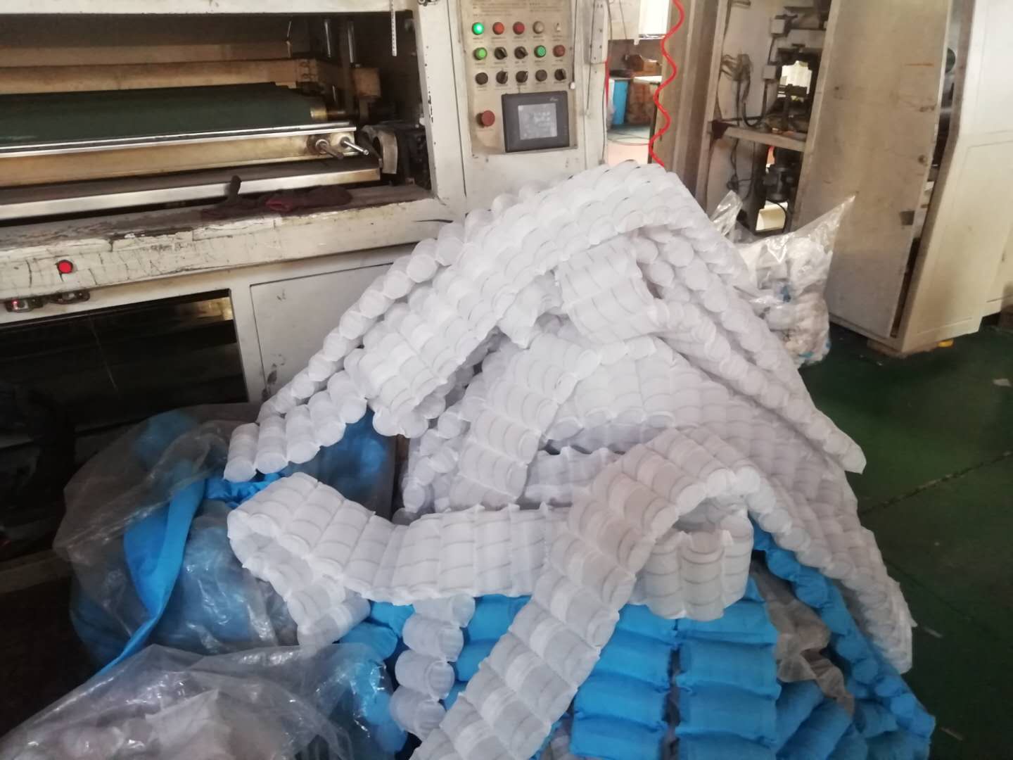 杨琪床垫和福乐床垫区别,榻榻米床垫和普通床垫区别