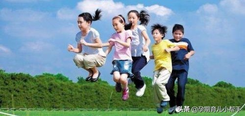 出现这几个迹象说明孩子要长高了,男孩长高猛涨期过后还能再长多少