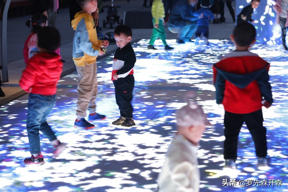 长春万科城三期装修效果图,万科蓝山社区效果图