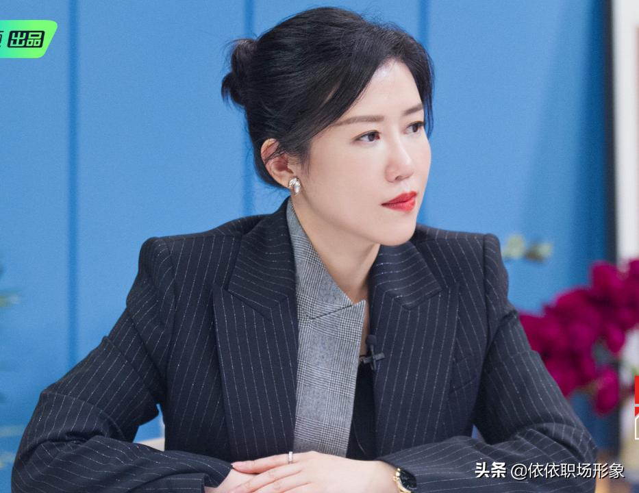 律师的仪式感拍职业照 (律师穿搭职业形象)