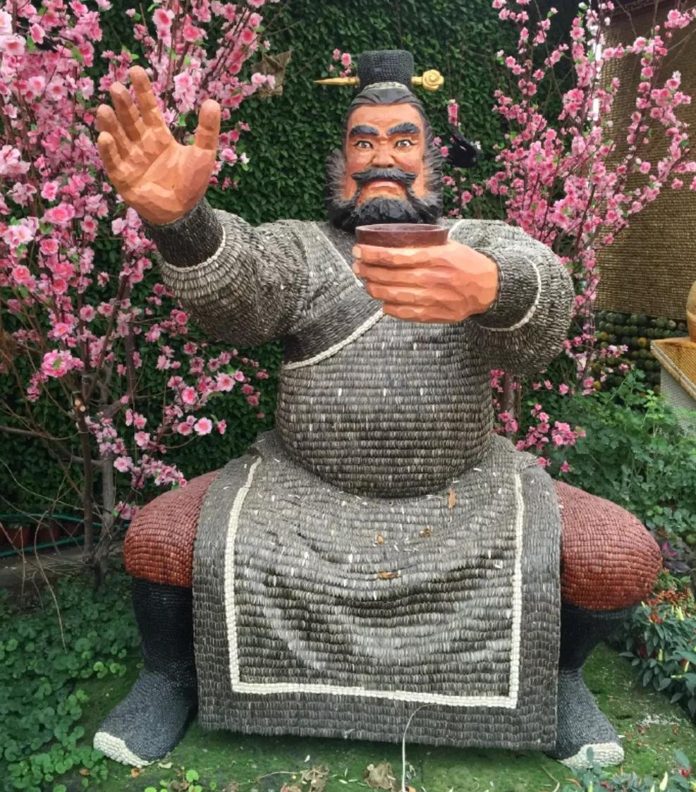 到山东不会饿着你,到山东怎么能不吃煎饼和大馒头呢