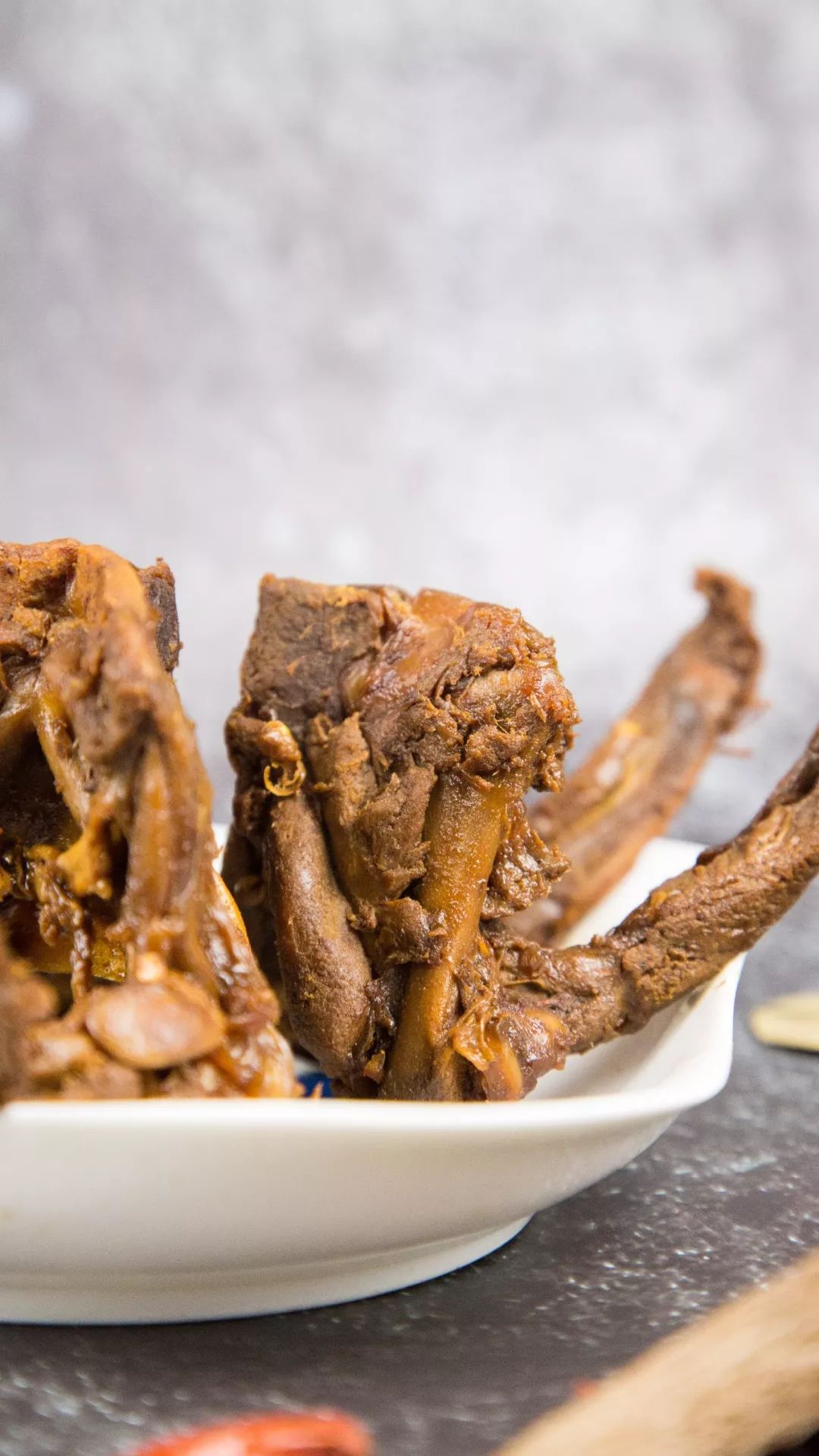 绝味鸭脖又出新品了,绝味鸭脖盘点