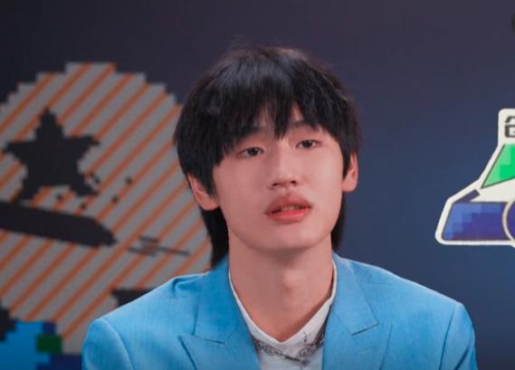 破音、装可爱、塑料兄弟情,他们那么普通却那么自信