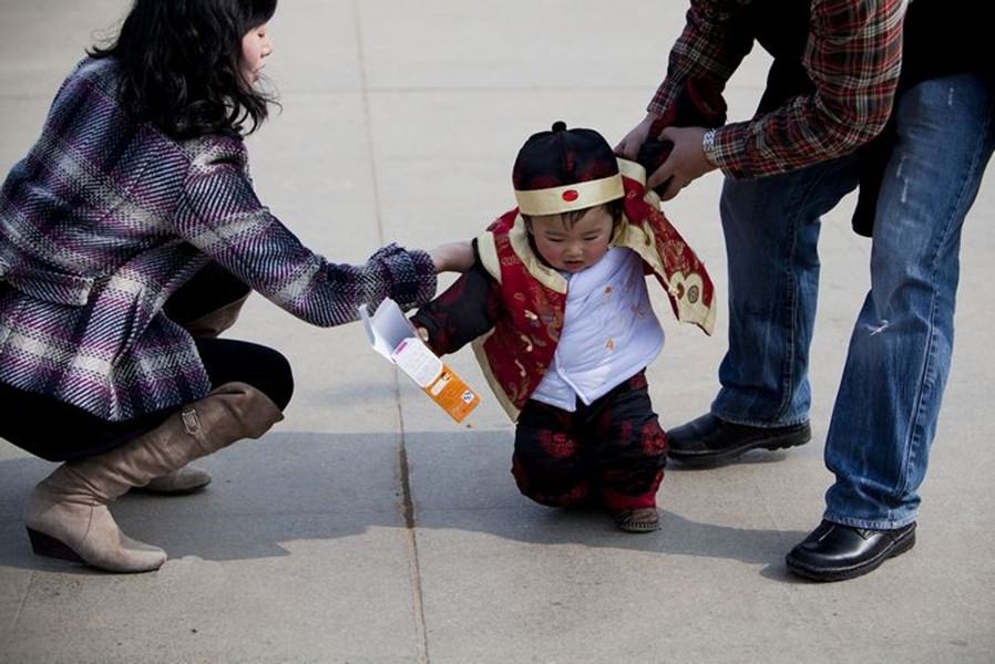 宝宝衣物尺码怎么选,婴儿长得快衣服该怎么买合适