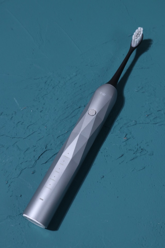 欧乐b电动牙刷和飞利浦哪个好,欧乐b和飞利浦哪个电动牙刷好