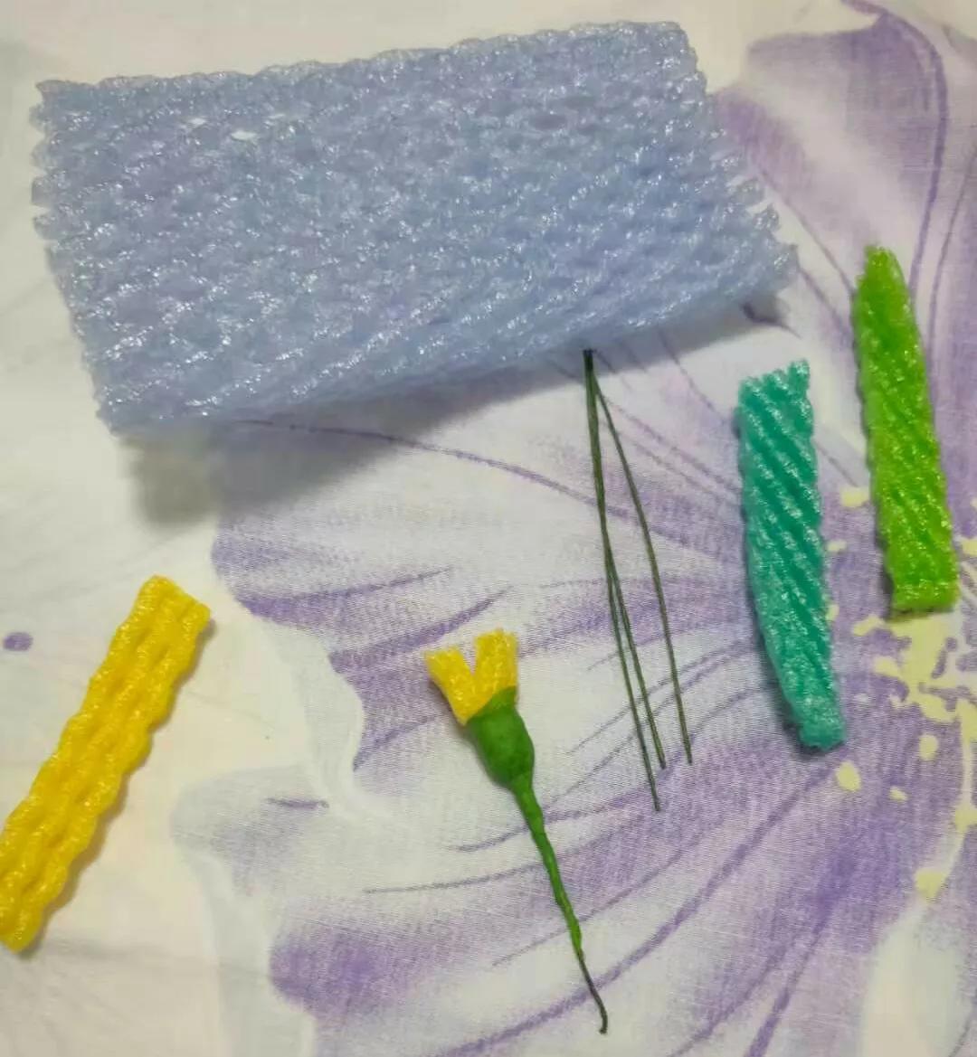 废物利用做鲜花礼盒,绿茶瓶废物利用做花