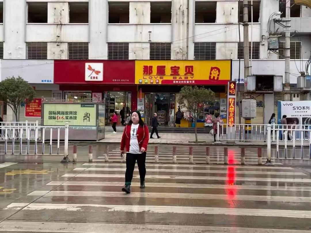 陇南行人闯红灯,陇南市行人闯红灯