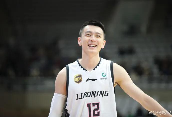 193cm体坛第一帅哥爆红，颜值惊艳：他要出道，男明星就哭吧