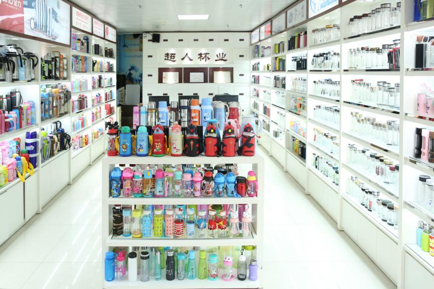 超人杯业：杯业实体发展先锋