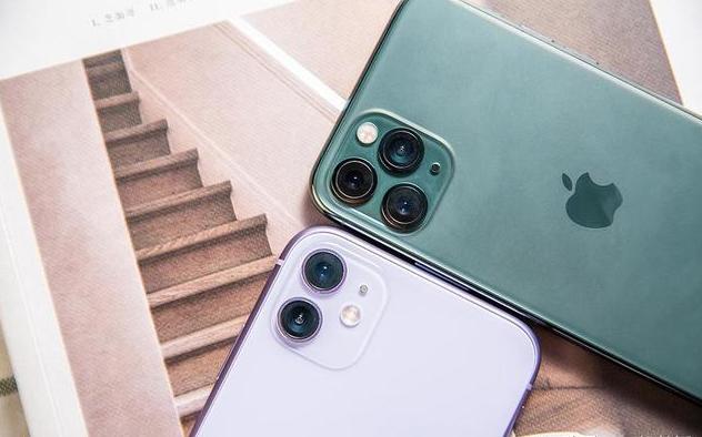 苹果手机美版和国行哪个更加好,买iphone12promax买国行好还是美版好