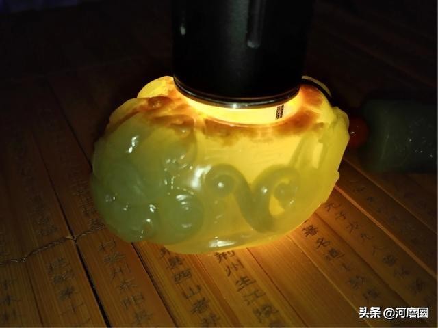 那位玩木串杂项花了三四十万的主，如果花在河磨玉上会咋样