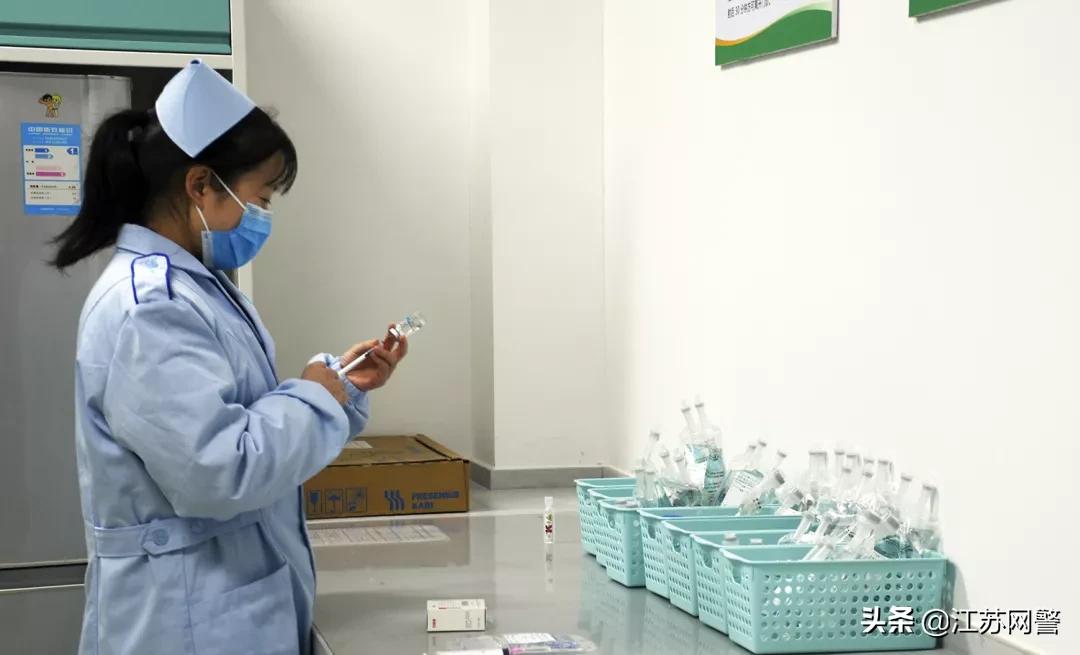 江苏监狱:每一个“不退”的选择,都是一场穿越17年的约定!