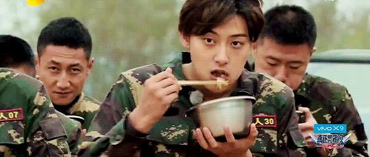 蔡徐坤王俊凯颜值结合,蔡徐坤王俊凯黄子韬