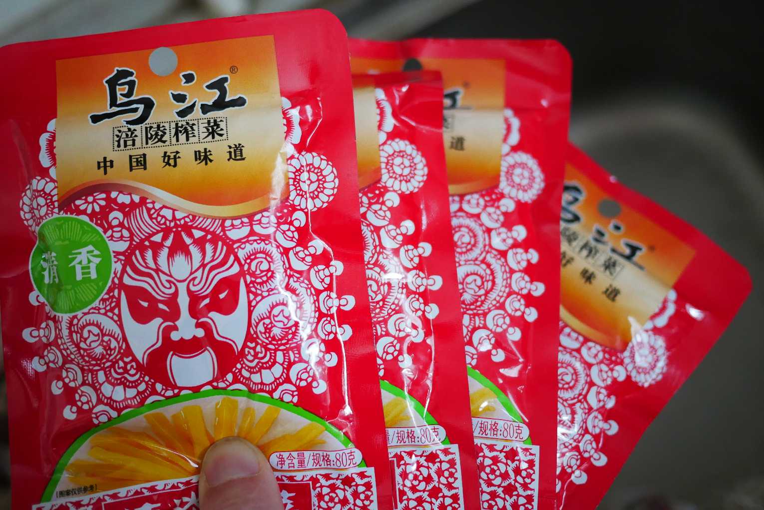 三只适合低风险投资者的优质股,选一个好股要具备哪些数据