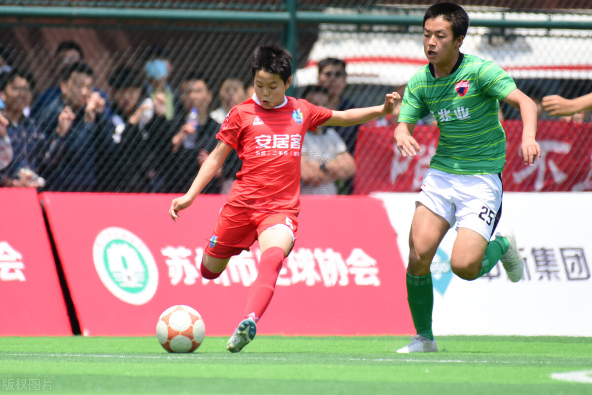 徐根宝青训和董路足球小将,董路超越徐根宝