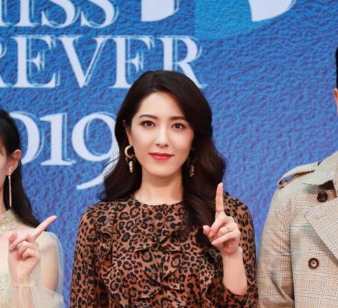 哪个明星做了颧骨内推,颧骨内推明星前后对比