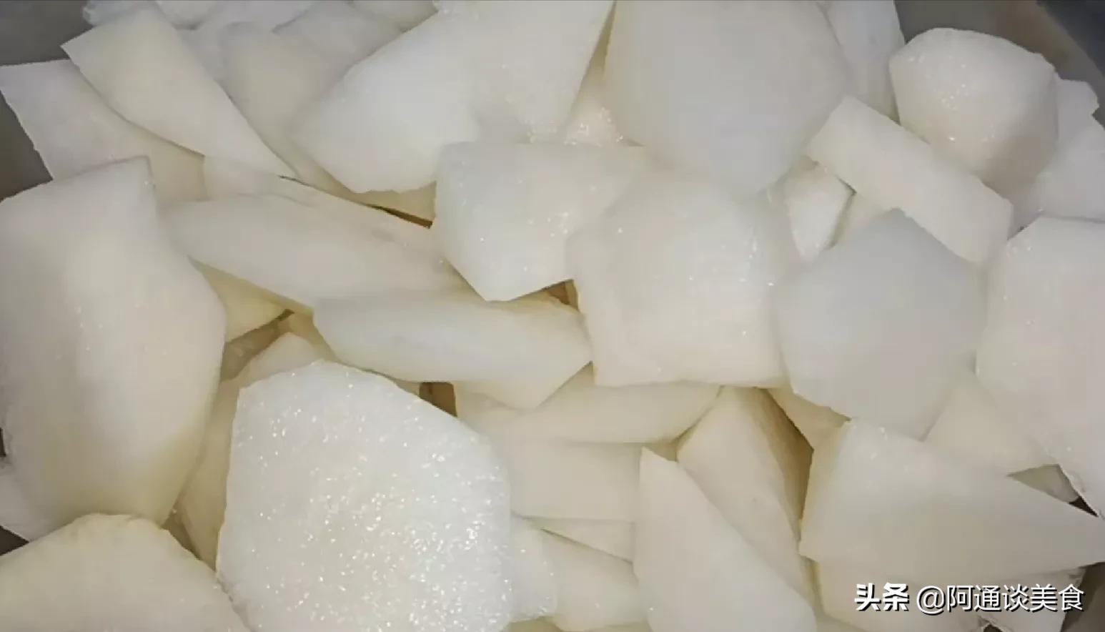 羊肉火锅羊肉怎么做好吃又去膻味,饭店好吃的羊肉火锅教你在家做