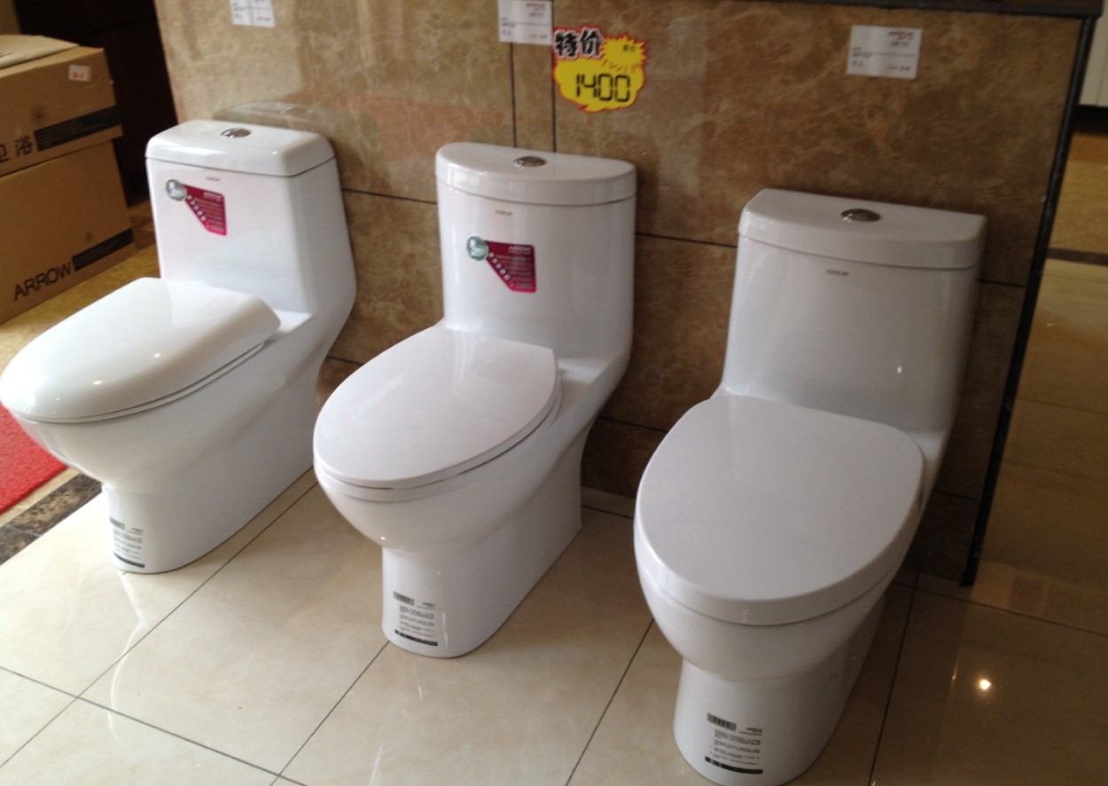 马桶选科勒还是toto,马桶选贵的还是便宜的