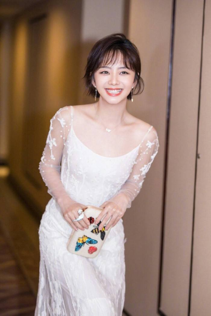 圆脸放弃黑长直,圆脸适合长发鲻鱼头还是黑长直