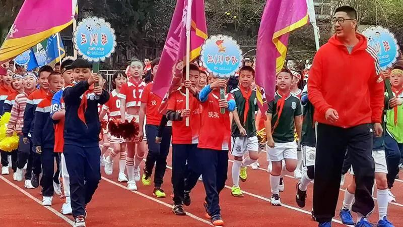 昆明盘龙区新迎一小篮球赛,新迎一小盘龙区