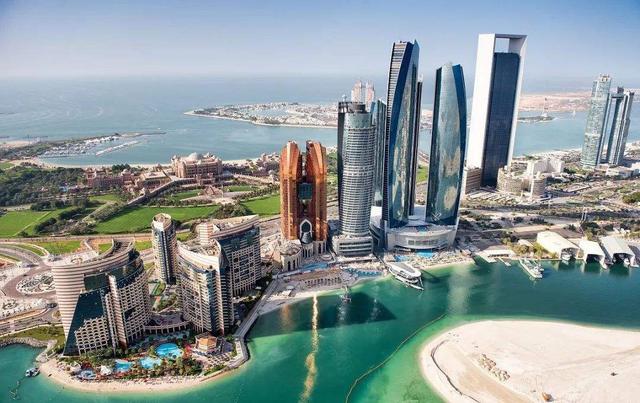 阿联酋最发达的城市阿布扎比，在中国相当于几线城市？和上海比呢