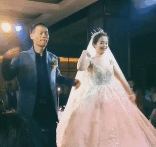 那些不可思议的创意婚礼出场方式,最浪漫的婚礼点睛之笔