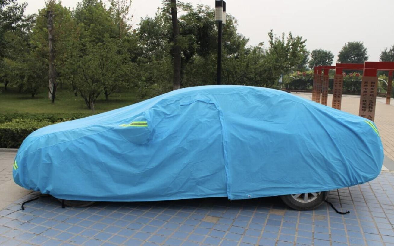 汽车车衣有用吗到底该不该用,夏季露天停车场汽车罩车衣有用吗