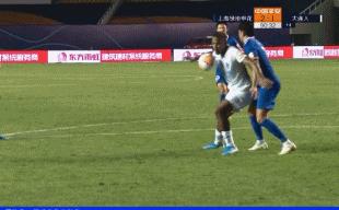 又到金哨评选时，当选者会是国产裁判么？