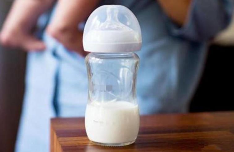 哺乳期奶水少了宝宝吃不饱怎么办,哺乳期吃不饱奶量会少吗