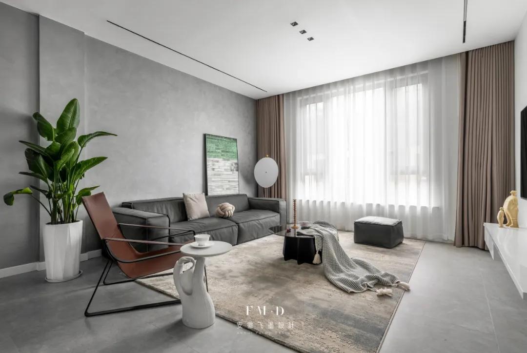 自己装与请装修公司有什么区别,自己装还是装修公司装修比较好