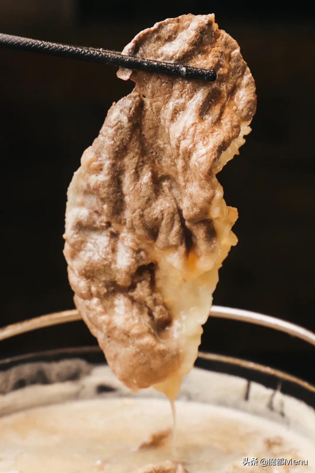 把台式锅物带来魔都，将温暖与美味传递给来到这里的客人