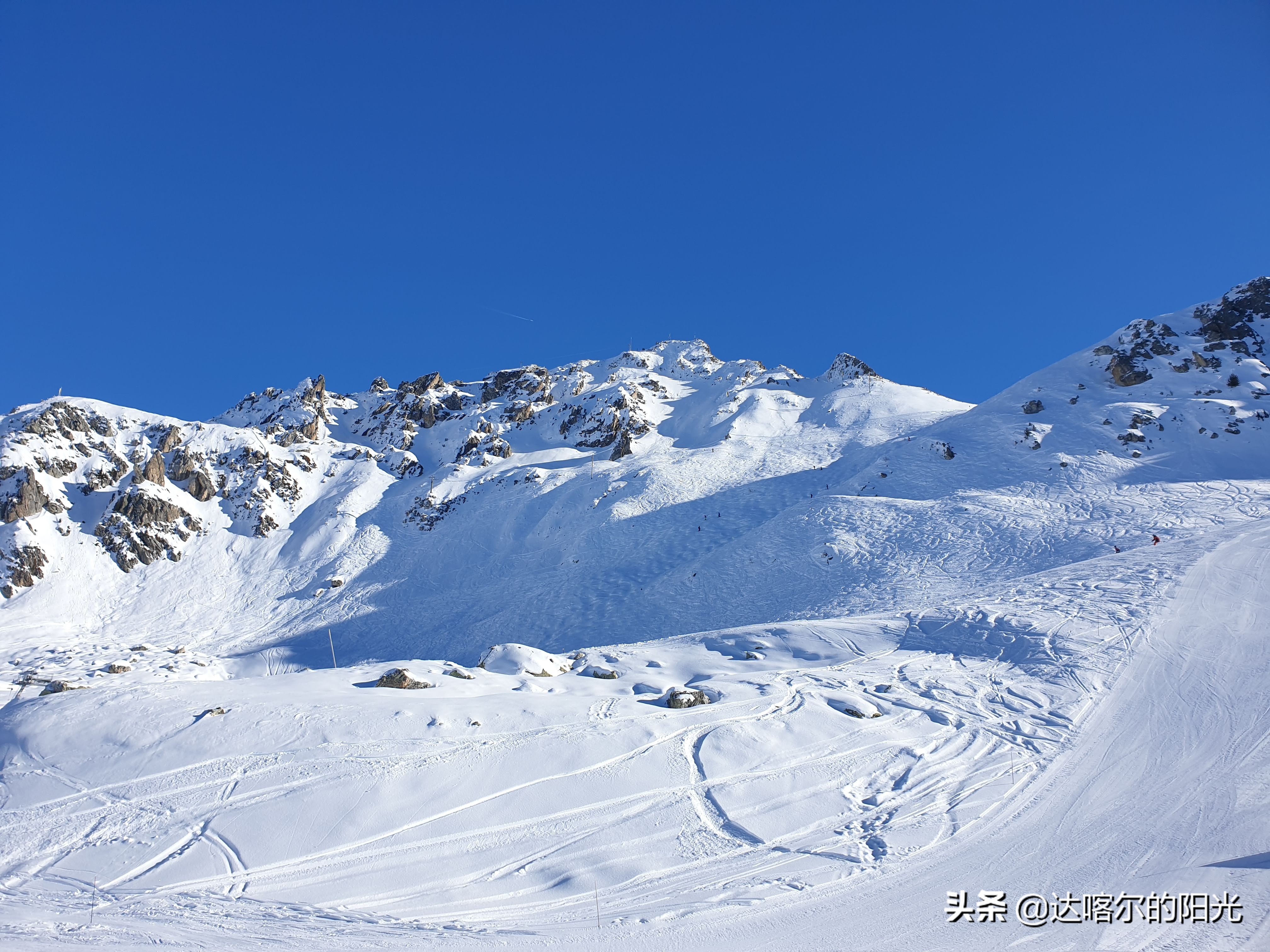 阿尔卑斯雪山滑雪,阿尔卑斯冰雪世界滑雪攻略