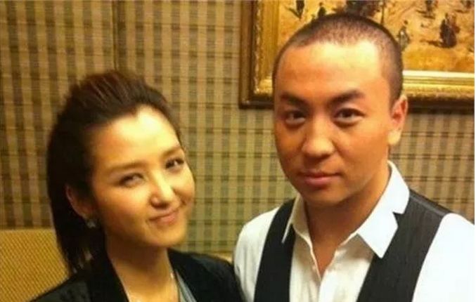 何洁身陷离婚风波,何洁离婚真正原因