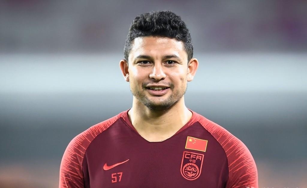 都乱了,国足5比0胜艾克森归化