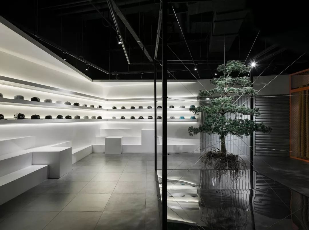 哦！卖！嘎！如果服装店都这样设计，这个世界还能有淘宝？