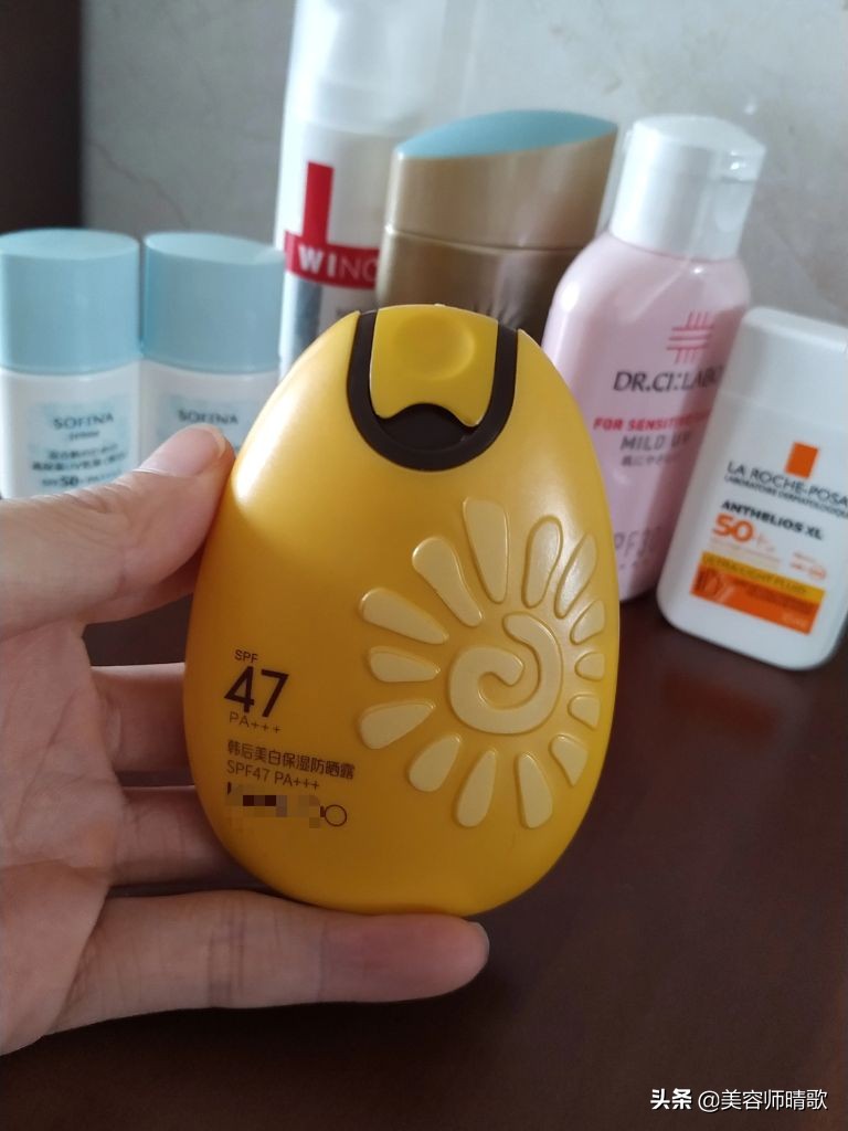 怡思丁和安耐晒哪个防晒效果好,安耐晒小蓝瓶防晒测评