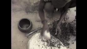 黑人跨入铁器时代的关键！揭秘两千年前的黑人冶铁术，包教不包会