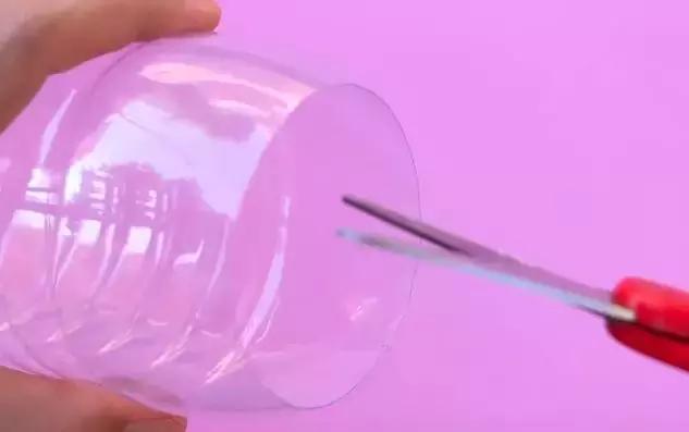 塑料瓶的多种妙用，非常实用（含教程）