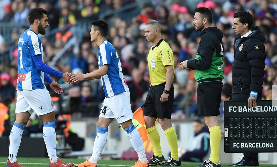 武磊和梅西的对决,武磊和梅西的第一次pk