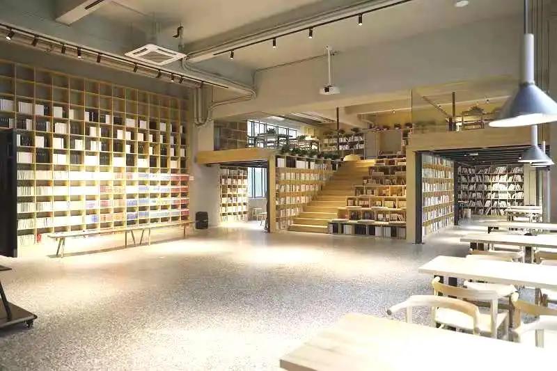 深圳13家图书馆特色馆藏亮相,深圳市最美图书馆