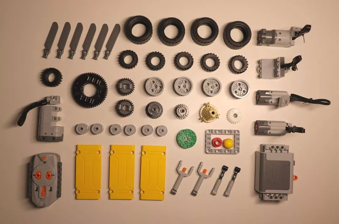 乐高编程机器人课程 (乐高编程机器人讲解教程)