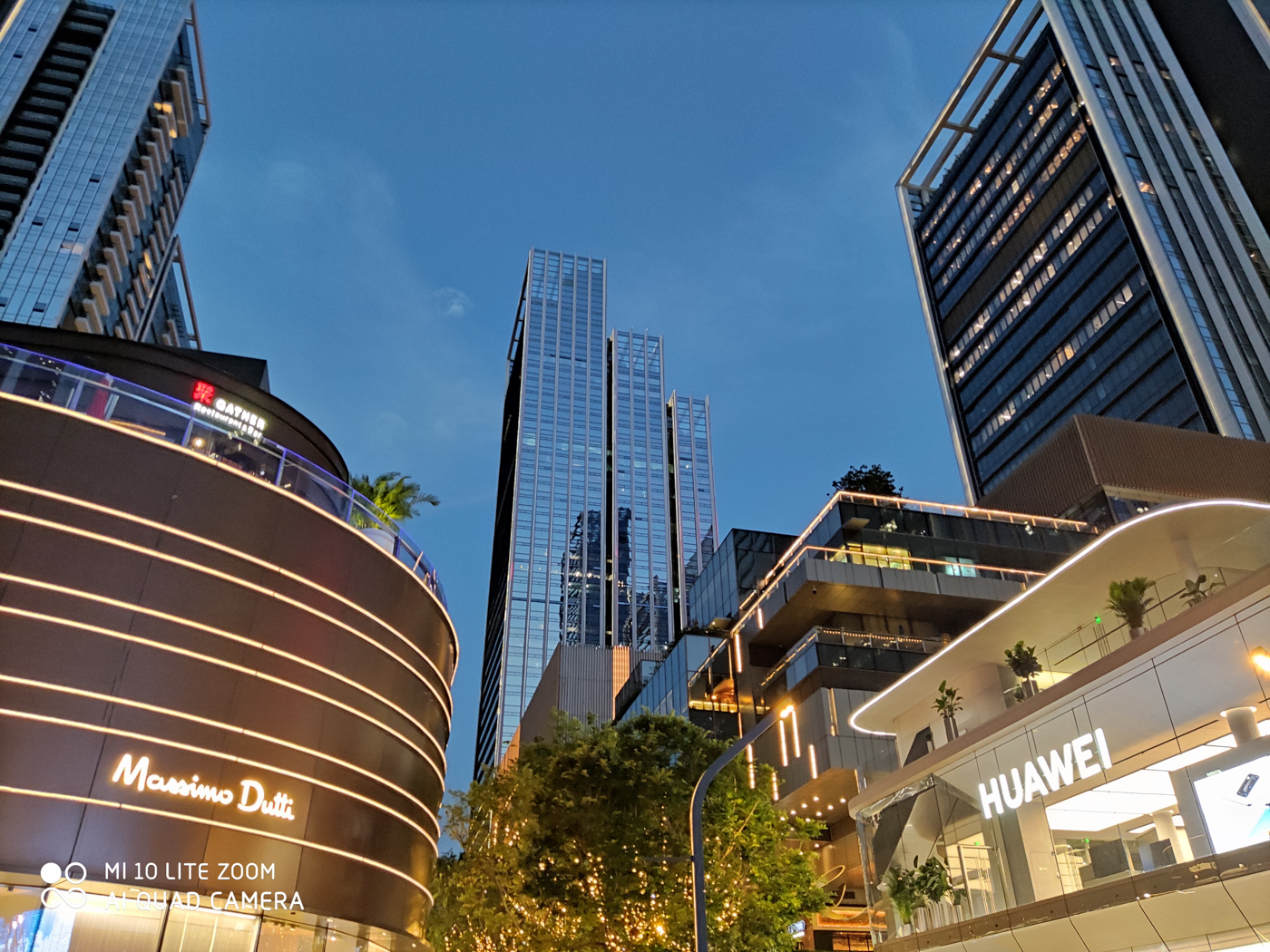 小米10青春版详细测评,小米10青春版测评刺激战场