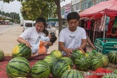 成都摆地摊有什么政策,去成都摆摊一月能挣多少