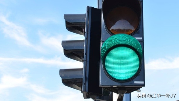 “您想去基督教医院还是天主教医院？”我去…