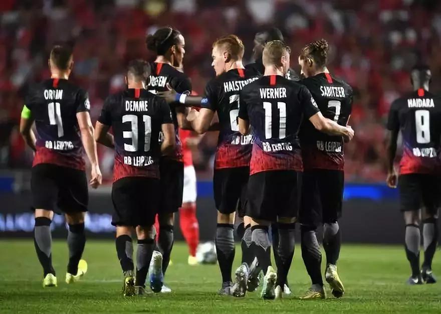 欧冠赛事胜利礼包,欧冠大礼包逆袭