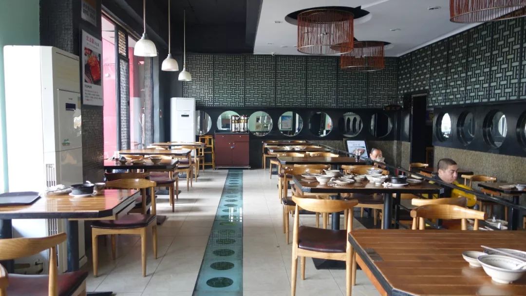 石家庄探店夜晚吃饭,探店石家庄吃喝玩