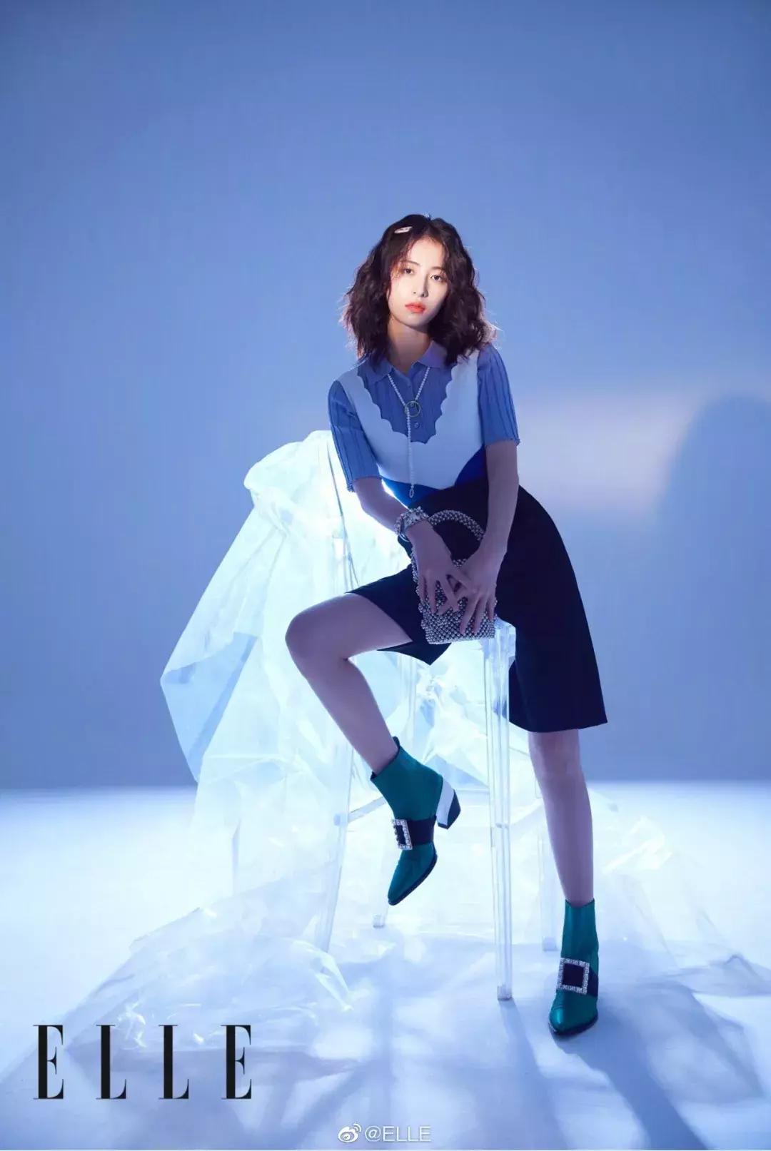 穿中筒靴明星们都爱穿,明星都爱穿的鞋子