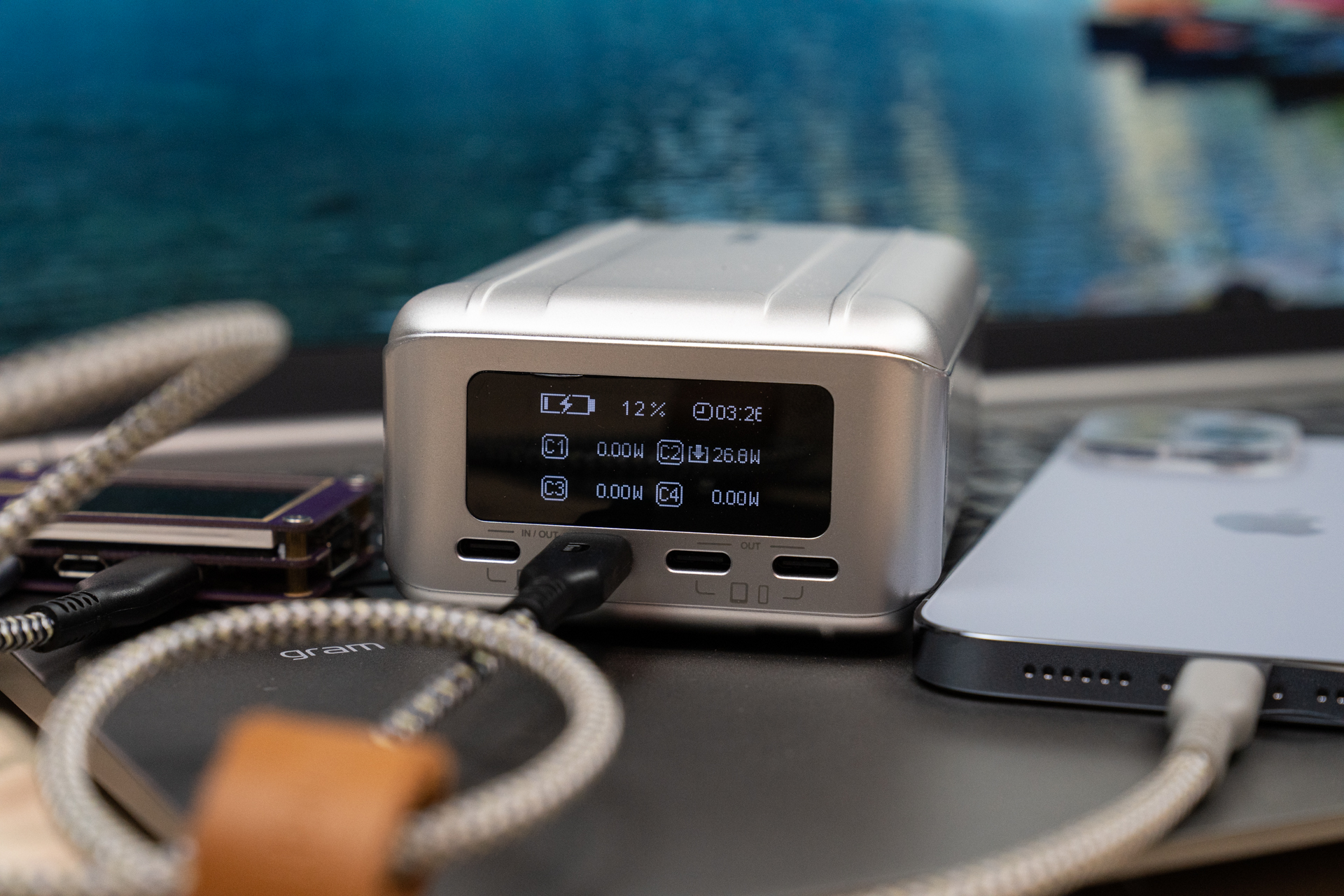 绿联30W氮化镓快速充电器,绿联闪充湃氮化镓充电器45瓦测评