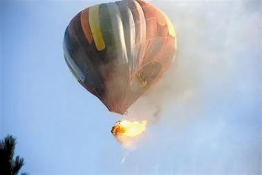 翼装飞行令人恐惧的失重感,喷气翼装飞行体验